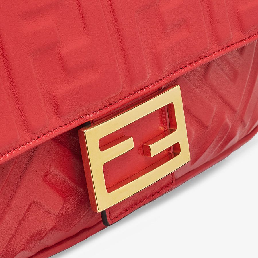 FENDI Sac à main Rouge en Cuir Baguette