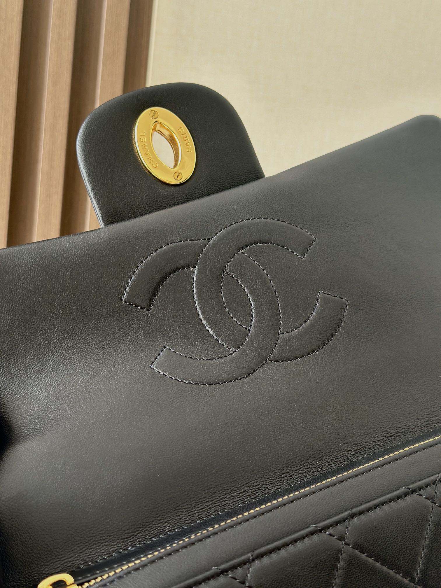 CC Backpack 30cm Noir or Sac à dos peau de mouton 298105