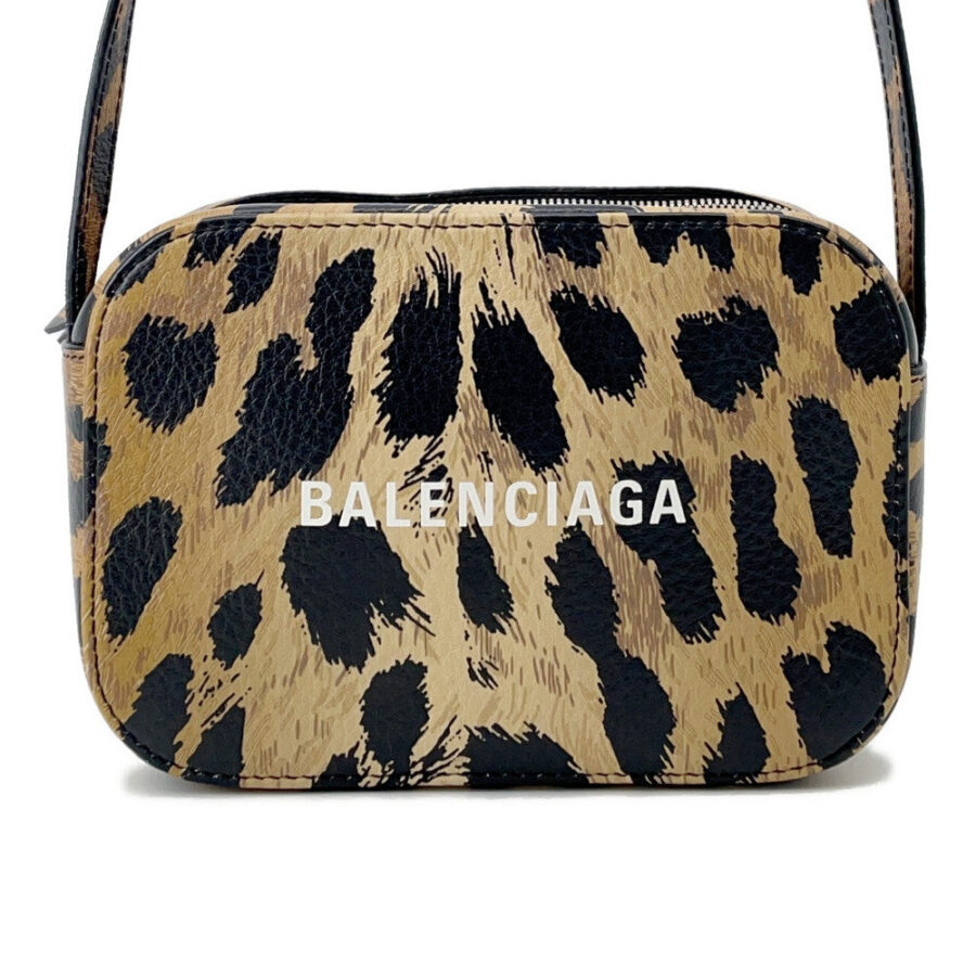 Balenciaga Everyday black bag – front view