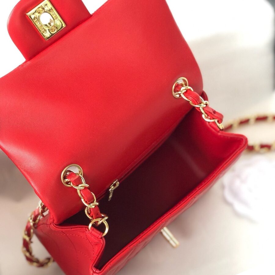 Designer Flap Bag gold – front view