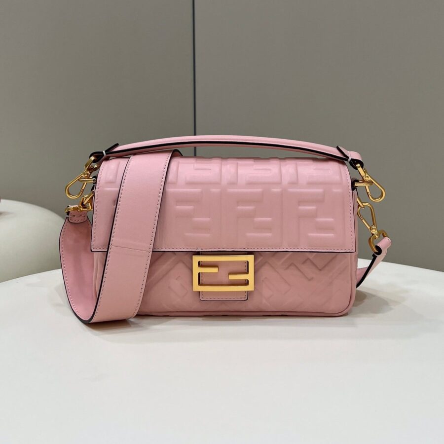 Fendi Baguette pink bag – front view