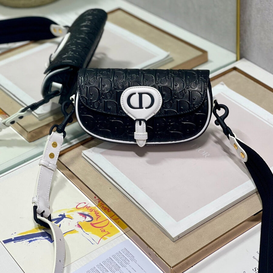 Dior Bobby black bag – front view