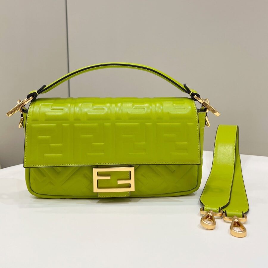 Fendi Baguette bag – front view