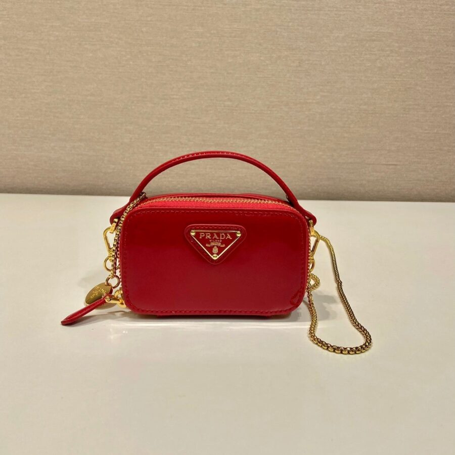 Designer handbag gold – front view