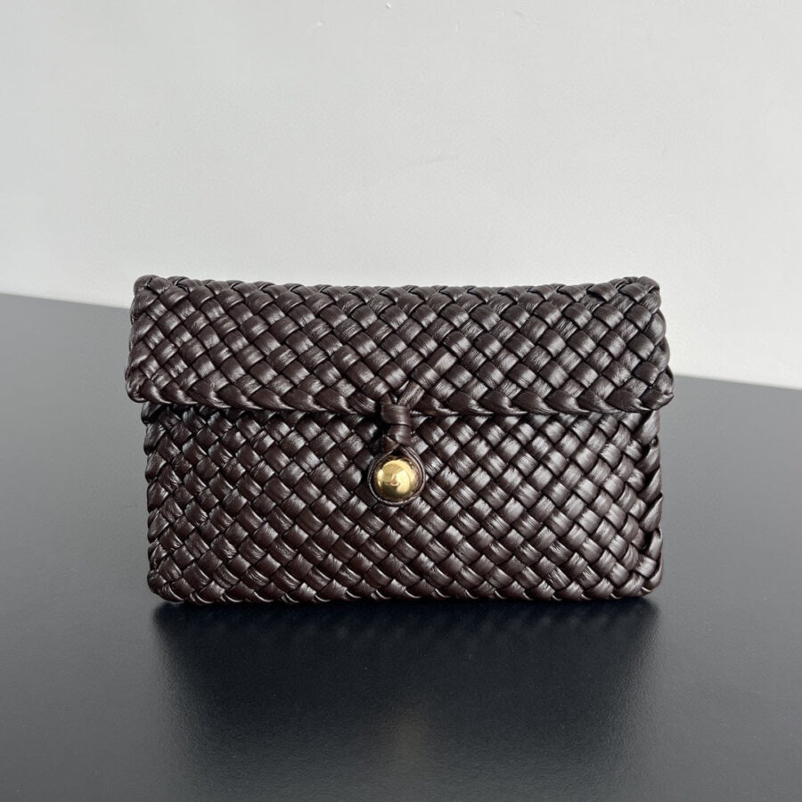 Designer handbag brown – front view