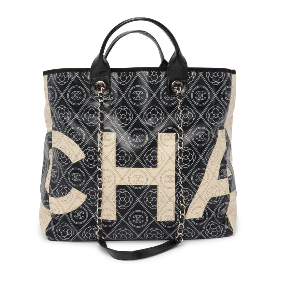 Chanel Tote black bag – front view