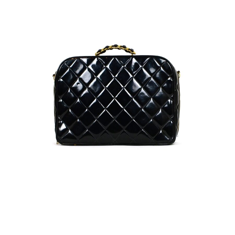 Chanel handbag black – front view