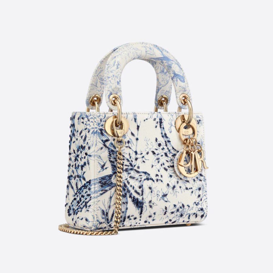Dior Lady Dior bag – front view